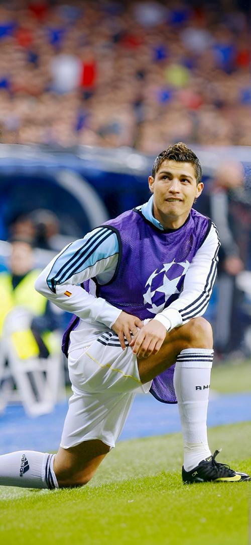 辽超总决赛：大连队4-0本溪队夺冠，王宏有、王跃皓分别双响