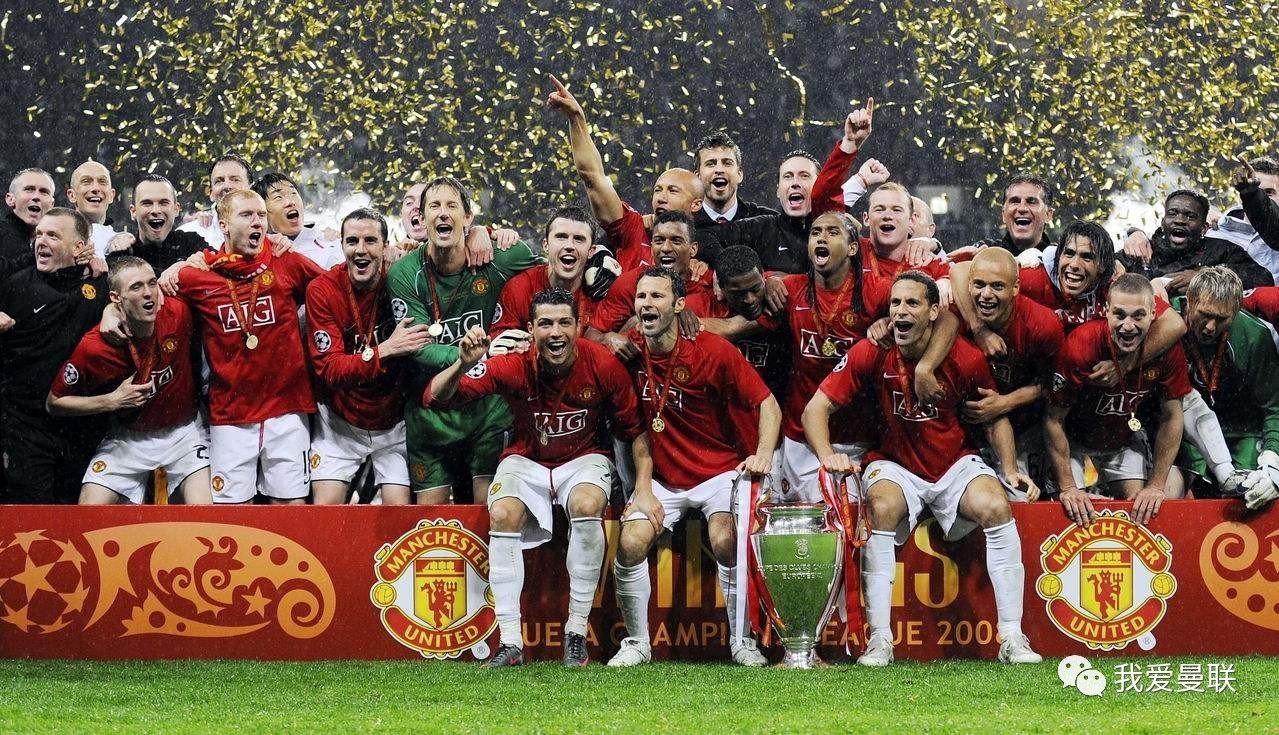 毛彪附体！四川一高校辅导员单刀面对大空门滑倒滚进球网