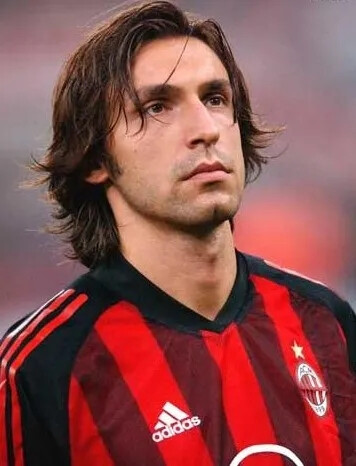 足球报：柔佛新山疑似使用停赛球员，海港队尚未确定是否上诉