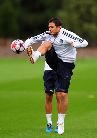 官方：法兰克福签下日本19岁后卫小杉启太，明年1月正式加盟（官宣：日本19岁后卫小杉启太签约法兰克福，明年1月入队）