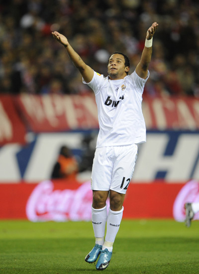 足球巴萨锋线双子星状态火热，联手贡献20球