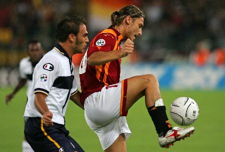 重磅！皇马遭遇重创！阿诺德伤缺两月将错过15场比赛，欧冠生死战告急