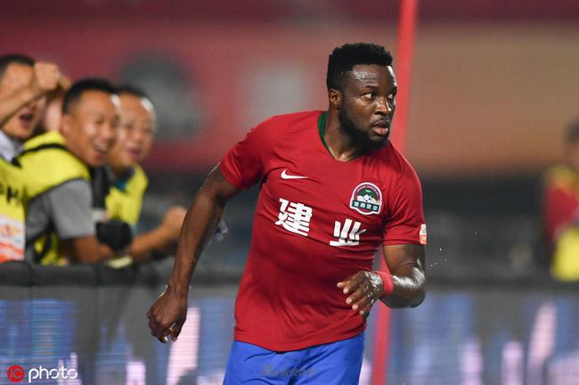 中足联官方：球员收取合同外超1万元的现金或物品，需事先申报