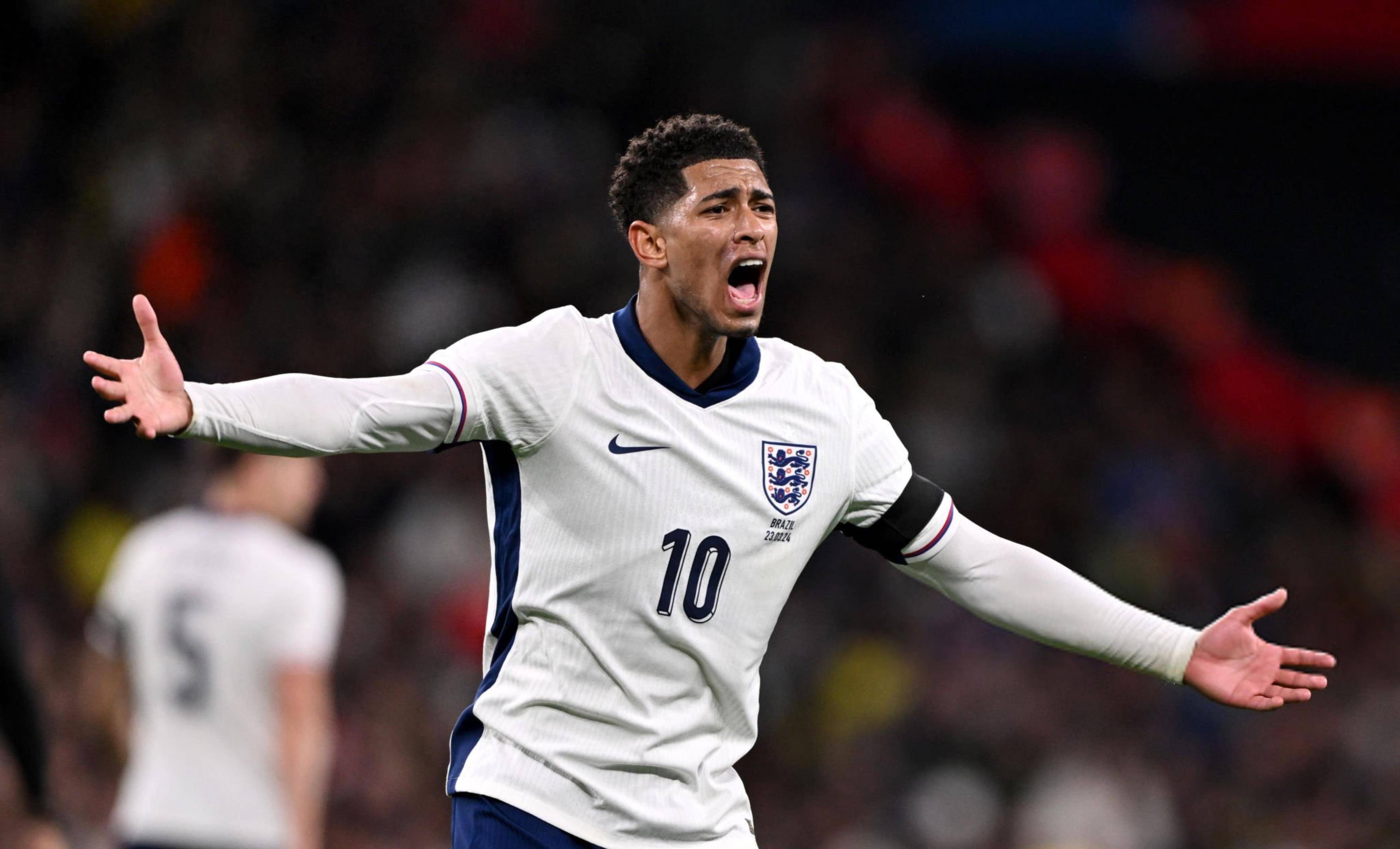 斯基拉：意甲四队竞逐那不勒斯中卫马里亚努奇，克雷莫纳领跑（斯基拉：那不勒斯中卫马里亚努奇获意甲四队争夺，克雷莫纳暂时领先）