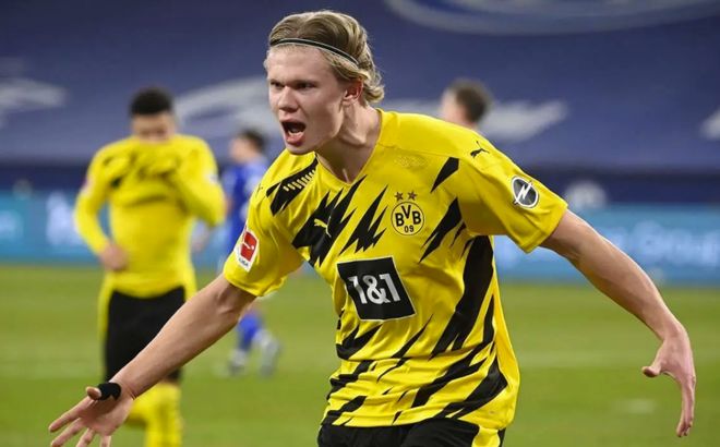 足球报：国安亚冠出局后，有球迷退了足协杯决赛的门票与酒店（足球报：国安亚冠遭淘汰 部分球迷退订足协杯决赛门票和酒店）